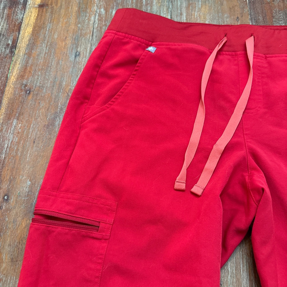 FIGS Zamora Limited Edition Red Technical Collection Jogger Scrub Pants Small - Picture 2 of 11